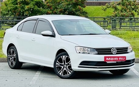 Volkswagen Jetta VI, 2018 год, 1 099 000 рублей, 3 фотография