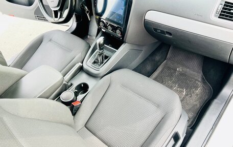 Volkswagen Jetta VI, 2018 год, 1 099 000 рублей, 23 фотография