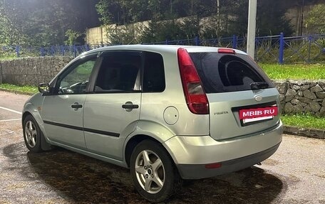 Ford Fiesta, 2003 год, 300 000 рублей, 2 фотография