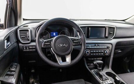 KIA Sportage IV рестайлинг, 2018 год, 2 198 000 рублей, 15 фотография