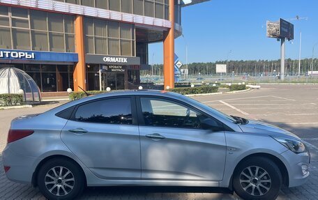 Hyundai Solaris II рестайлинг, 2015 год, 830 000 рублей, 2 фотография