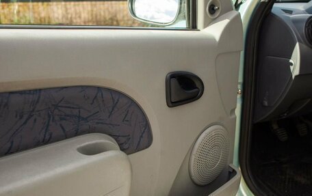 Renault Logan I, 2005 год, 345 000 рублей, 34 фотография