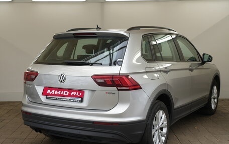 Volkswagen Tiguan II, 2018 год, 1 750 000 рублей, 4 фотография