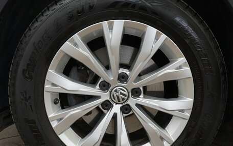 Volkswagen Tiguan II, 2018 год, 1 750 000 рублей, 16 фотография