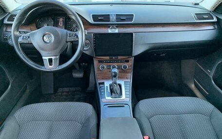 Volkswagen Passat B7, 2012 год, 890 000 рублей, 14 фотография