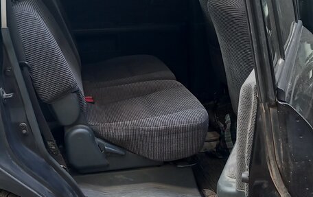 Mitsubishi Dion I рестайлинг, 2002 год, 220 000 рублей, 4 фотография
