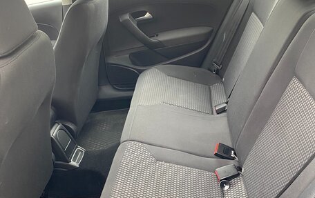 Volkswagen Polo VI (EU Market), 2012 год, 850 000 рублей, 10 фотография
