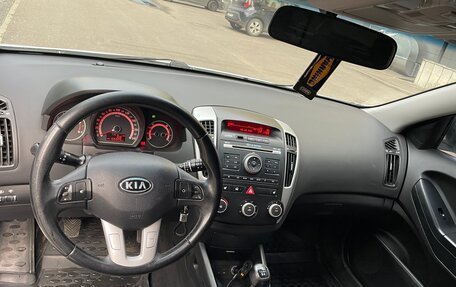 KIA cee'd I рестайлинг, 2010 год, 575 000 рублей, 15 фотография