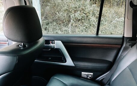 Toyota Land Cruiser 200, 2015 год, 4 800 000 рублей, 15 фотография