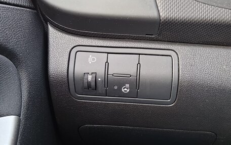 Hyundai Solaris II рестайлинг, 2016 год, 1 200 000 рублей, 7 фотография