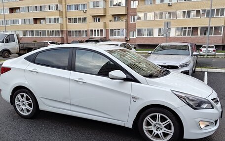 Hyundai Solaris II рестайлинг, 2016 год, 1 200 000 рублей, 2 фотография
