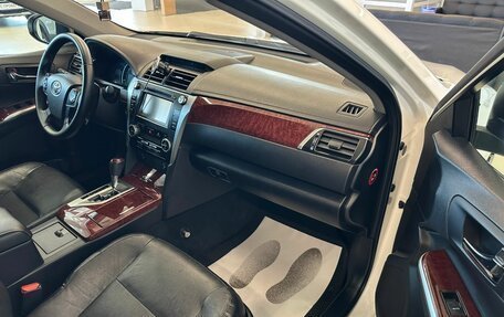Toyota Camry, 2013 год, 2 049 000 рублей, 12 фотография