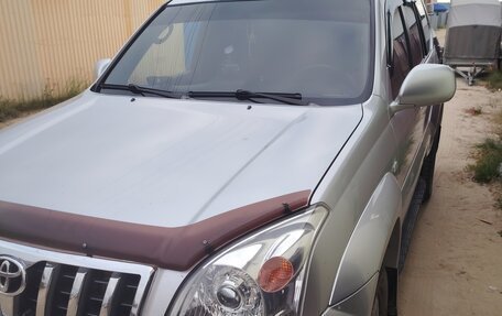 Toyota Land Cruiser Prado 120 рестайлинг, 2006 год, 2 250 000 рублей, 4 фотография