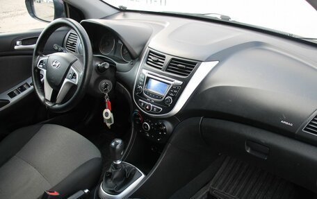 Hyundai Solaris II рестайлинг, 2012 год, 539 000 рублей, 8 фотография