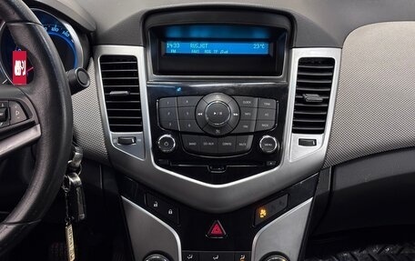 Chevrolet Cruze II, 2011 год, 648 000 рублей, 7 фотография