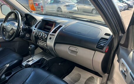 Mitsubishi Pajero Sport II рестайлинг, 2012 год, 1 799 000 рублей, 5 фотография