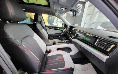 Volkswagen Teramont I, 2023 год, 6 198 000 рублей, 13 фотография