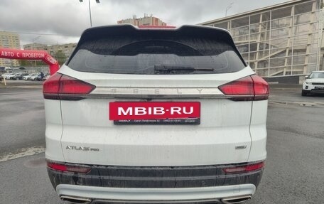 Geely Atlas, 2022 год, 1 890 000 рублей, 9 фотография