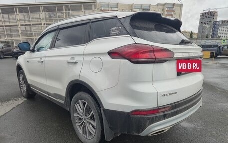 Geely Atlas, 2022 год, 1 890 000 рублей, 10 фотография