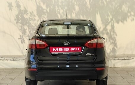 Ford Fiesta, 2015 год, 409 000 рублей, 7 фотография
