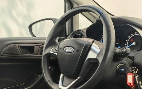 Ford Fiesta, 2015 год, 409 000 рублей, 11 фотография