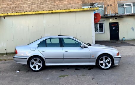 BMW 5 серия, 2000 год, 1 300 000 рублей, 17 фотография