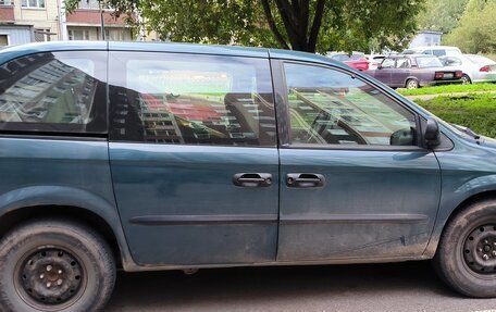 Dodge Caravan IV, 2001 год, 250 000 рублей, 2 фотография