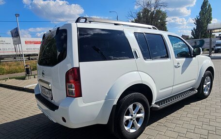 Nissan Pathfinder, 2011 год, 1 900 000 рублей, 5 фотография