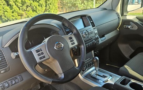 Nissan Pathfinder, 2011 год, 1 900 000 рублей, 11 фотография