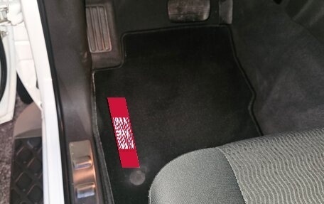 Nissan Pathfinder, 2011 год, 1 900 000 рублей, 27 фотография