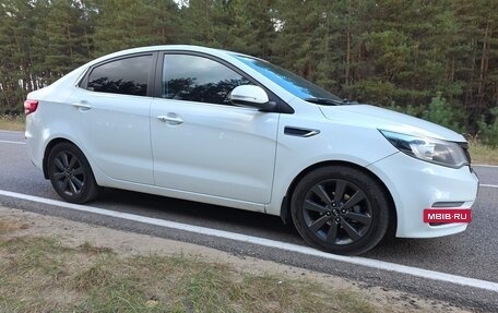 KIA Rio III рестайлинг, 2015 год, 1 150 000 рублей, 2 фотография