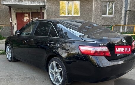 Toyota Camry, 2011 год, 1 500 000 рублей, 3 фотография
