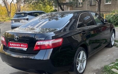 Toyota Camry, 2011 год, 1 500 000 рублей, 4 фотография