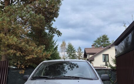 Toyota Yaris I рестайлинг, 2001 год, 310 000 рублей, 3 фотография