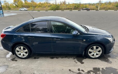Chevrolet Cruze II, 2011 год, 750 000 рублей, 3 фотография