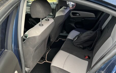 Chevrolet Cruze II, 2011 год, 750 000 рублей, 6 фотография