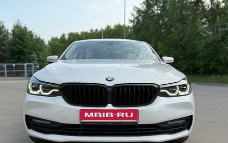 BMW 6 серия, 2018 год, 3 760 000 рублей, 2 фотография