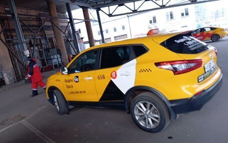 Nissan Qashqai, 2019 год, 1 250 000 рублей, 2 фотография