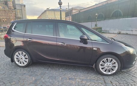 Opel Zafira C рестайлинг, 2013 год, 875 000 рублей, 6 фотография