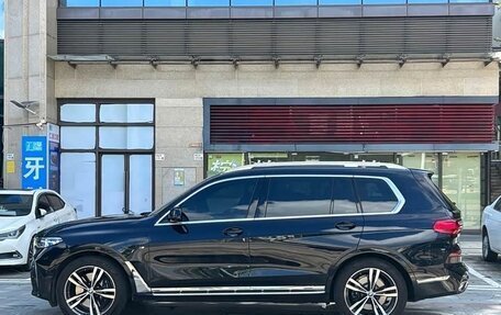 BMW X7, 2022 год, 8 300 000 рублей, 3 фотография