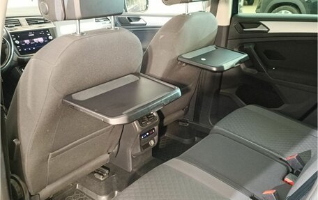 Volkswagen Tiguan II, 2017 год, 1 695 000 рублей, 16 фотография