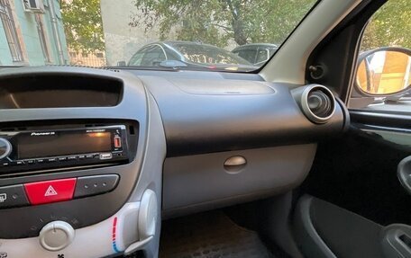 Peugeot 107 I рестайлинг, 2008 год, 350 000 рублей, 10 фотография