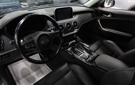 KIA Stinger I, 2018 год, 2 099 000 рублей, 26 фотография