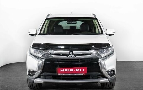 Mitsubishi Outlander III рестайлинг 3, 2015 год, 1 589 000 рублей, 2 фотография