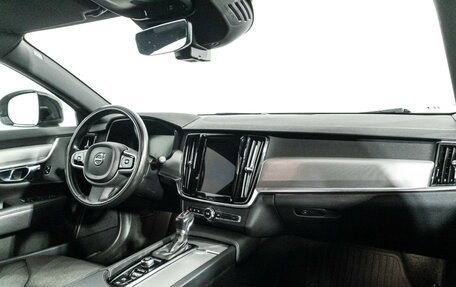 Volvo V90 Cross Country I рестайлинг, 2019 год, 3 269 700 рублей, 9 фотография