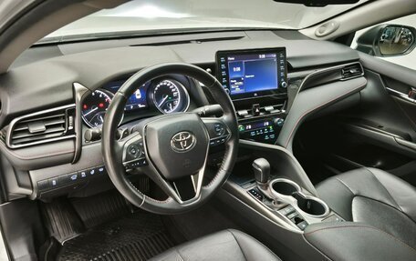 Toyota Camry, 2021 год, 2 945 000 рублей, 7 фотография
