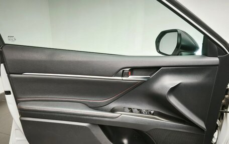 Toyota Camry, 2021 год, 2 945 000 рублей, 12 фотография