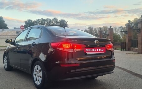 KIA Rio III рестайлинг, 2016 год, 940 000 рублей, 6 фотография