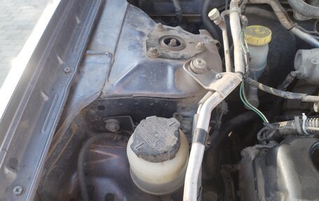 Nissan Wingroad III, 2001 год, 415 000 рублей, 3 фотография