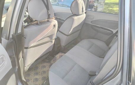 Nissan Wingroad III, 2001 год, 415 000 рублей, 22 фотография